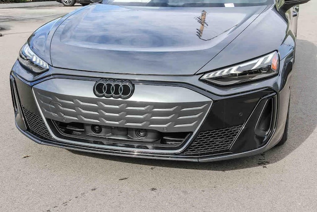 2026 Audi S e-tron GT Premium Plus - Photo 8