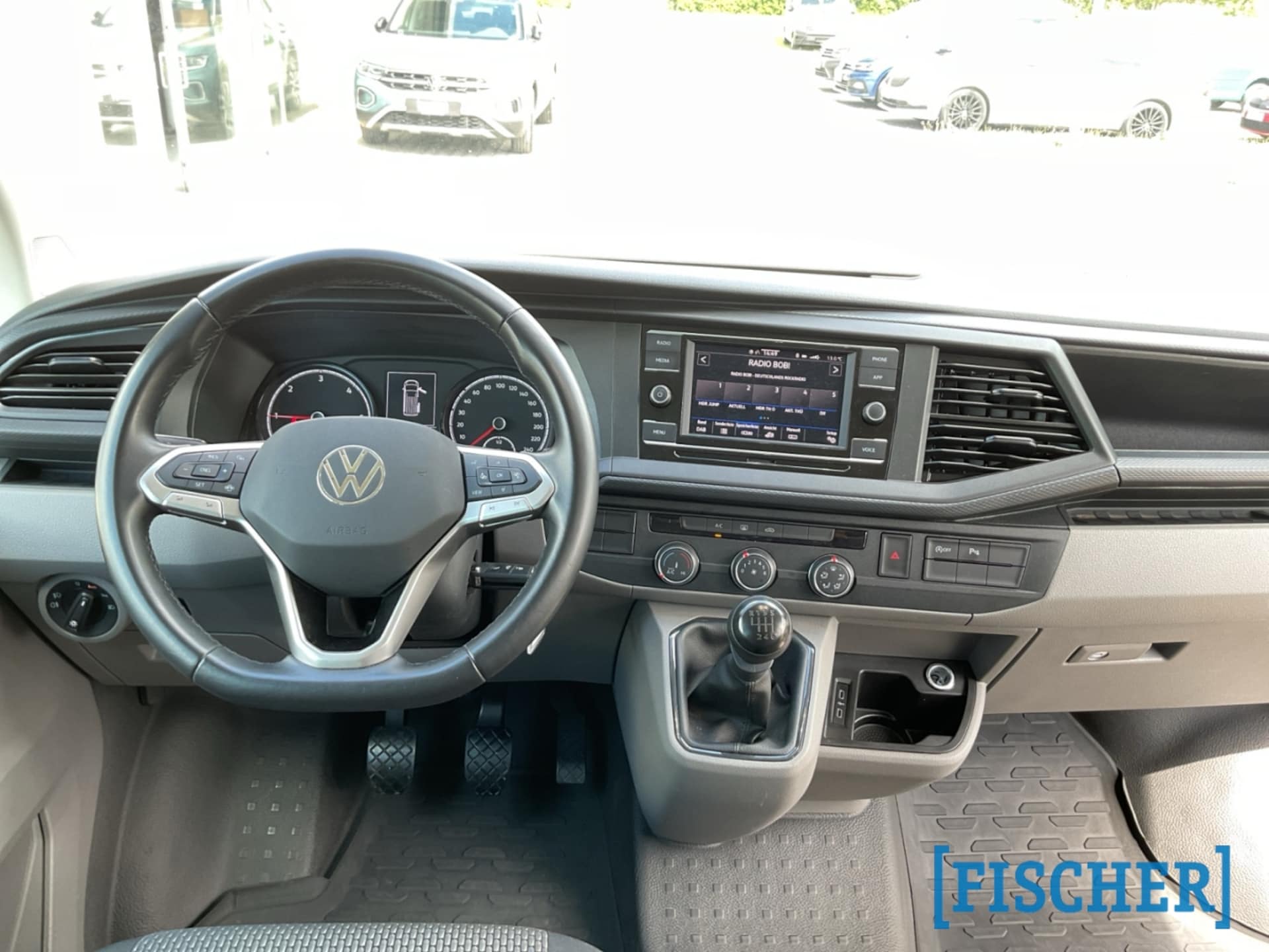 Volkswagen T6.1 Transporter Kombi kurzer Radstand