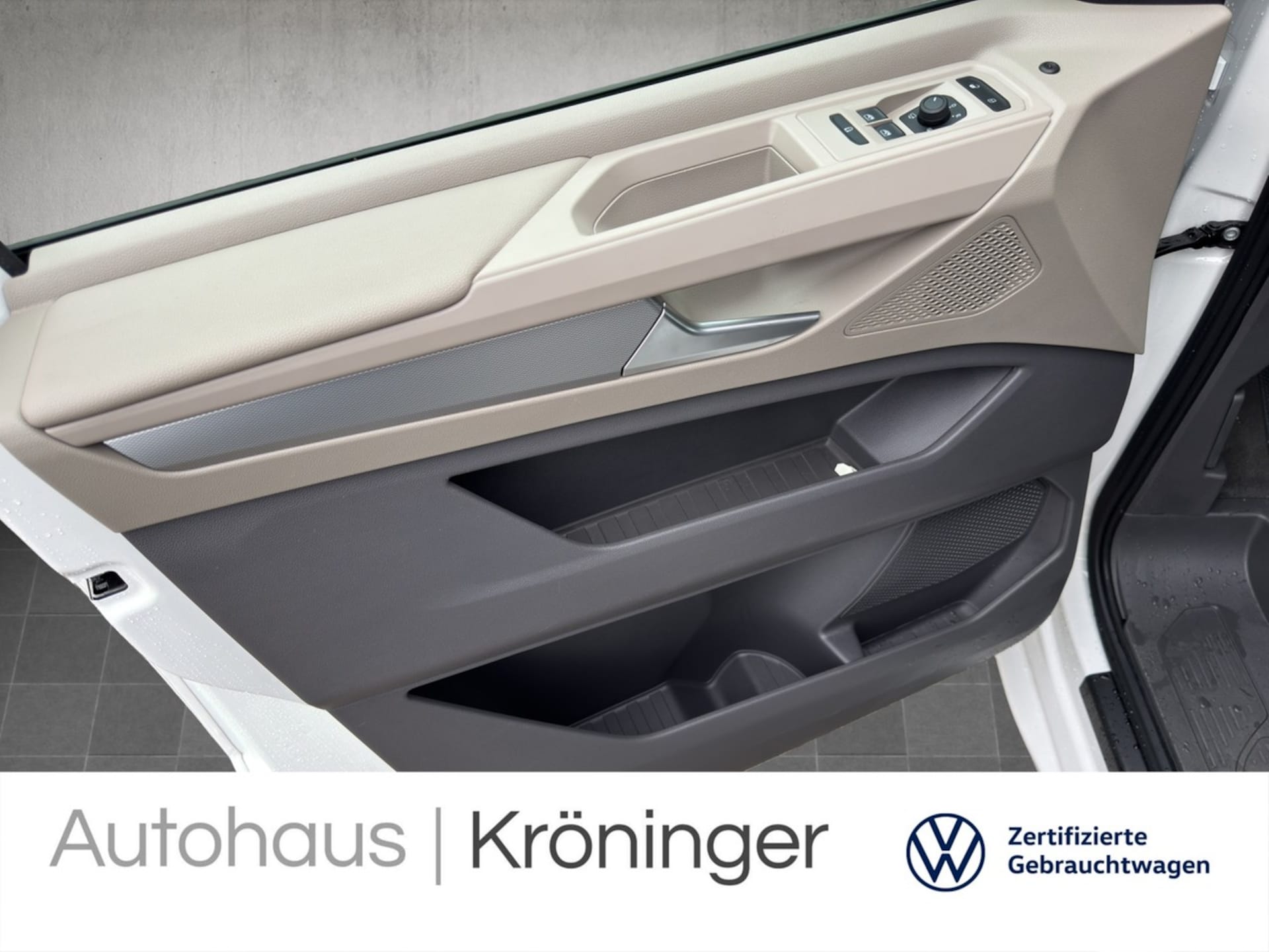 Volkswagen Multivan Basis-Modell