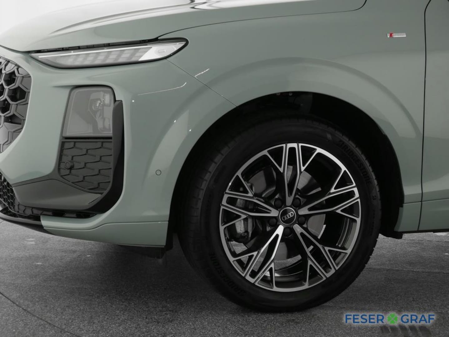 Bild über Audi Q3 SUV TDI 110 kW S tronic - für weitere Informationen kontaktieren Sie den Audi Partner