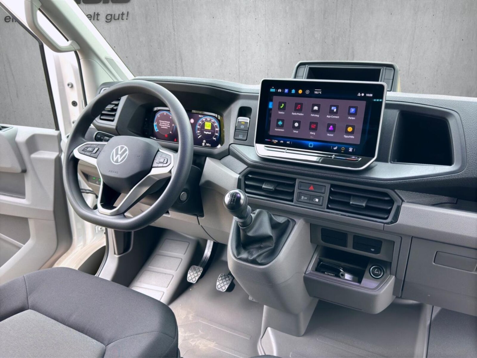 Volkswagen Crafter Kasten mittlerer Radstand – Bild 11
