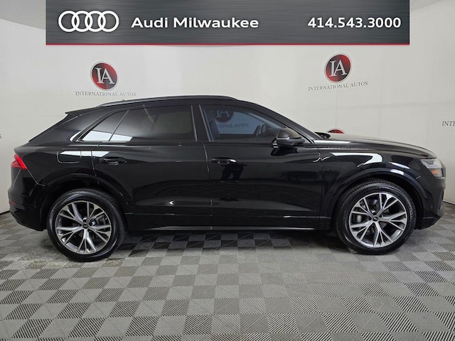 2023 Audi Q8