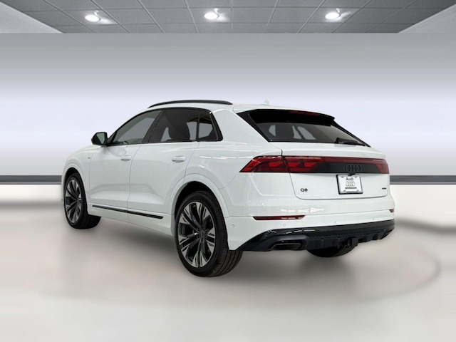 2026 Audi Q8
