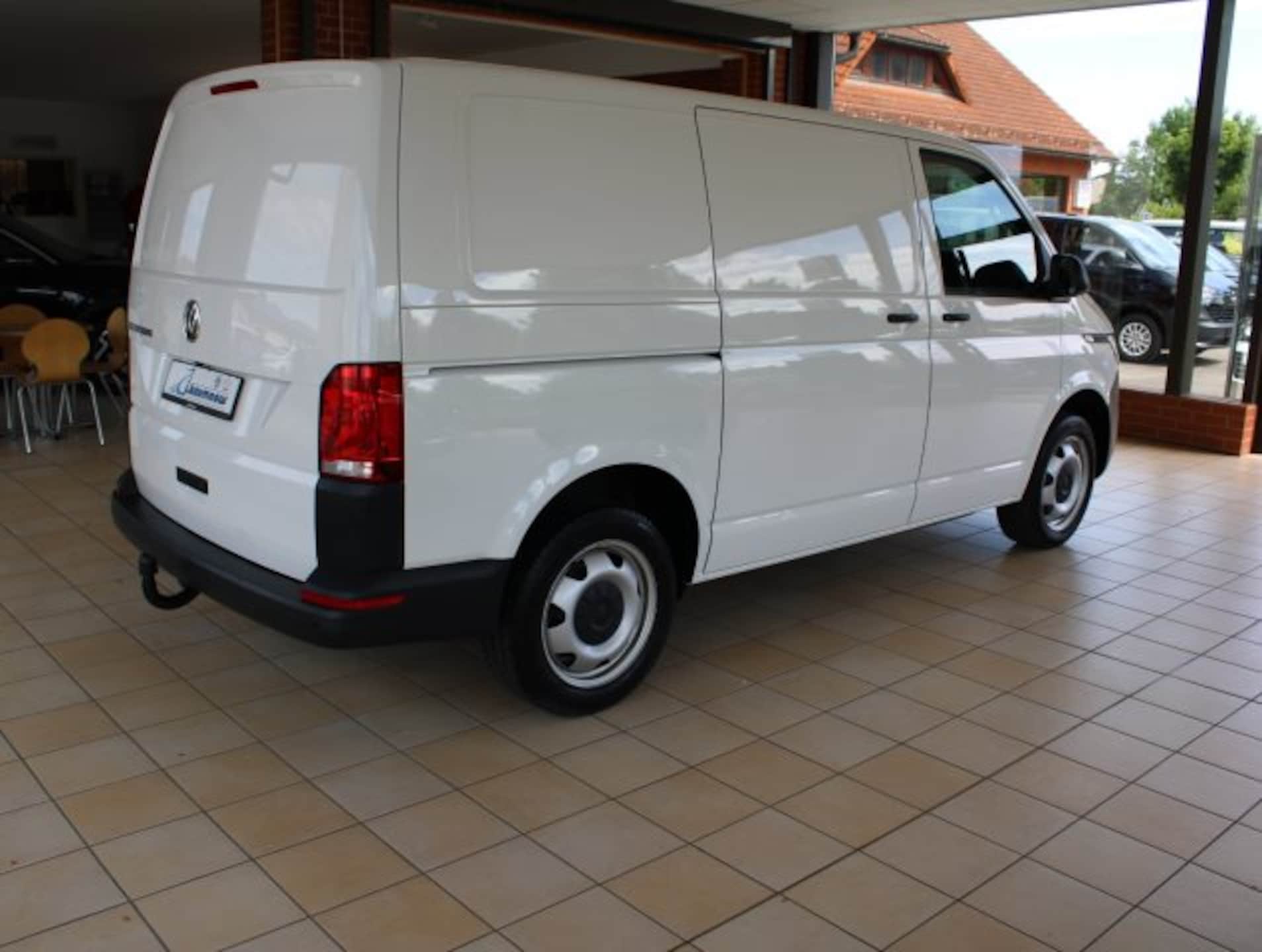 Volkswagen T6.1 Transporter Kasten kurzer Radstand