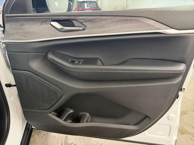 2023 Jeep Grand Cherokee Limited - Photo 28
