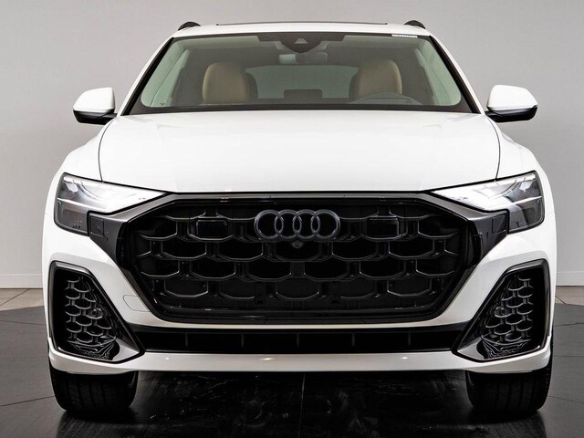 2026 Audi Q8