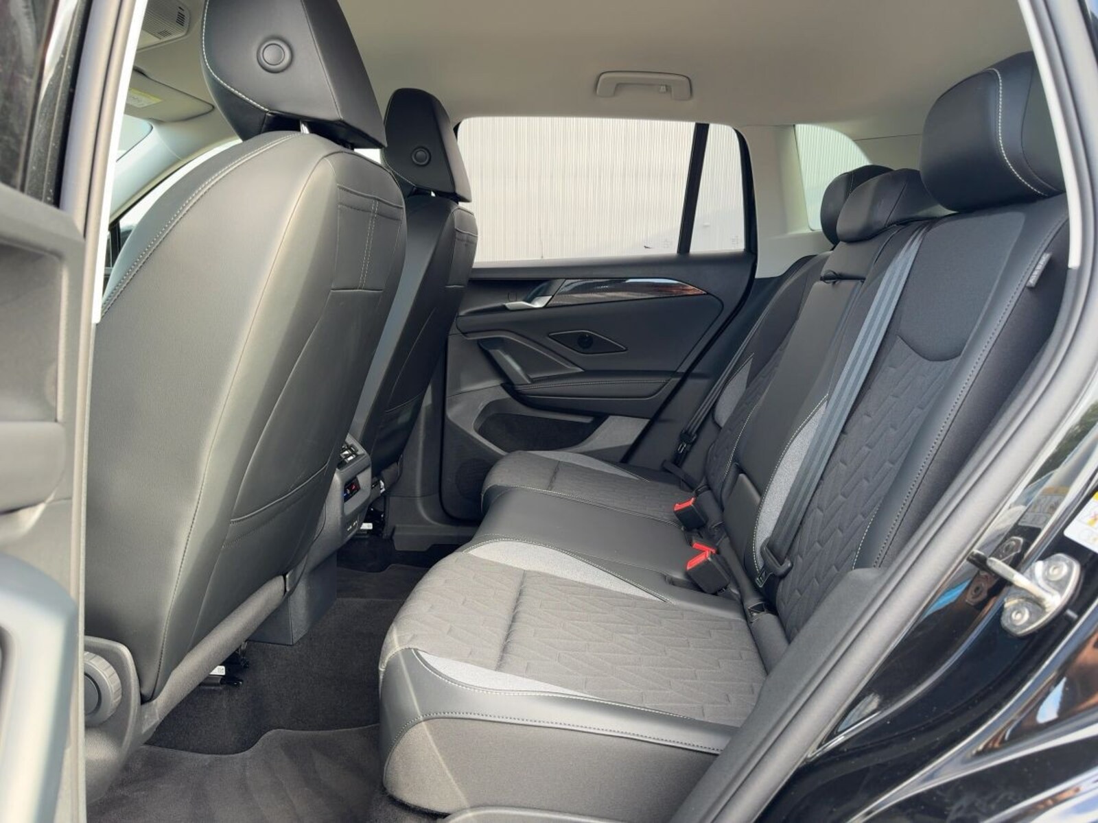 Volkswagen Tiguan – Bild 11