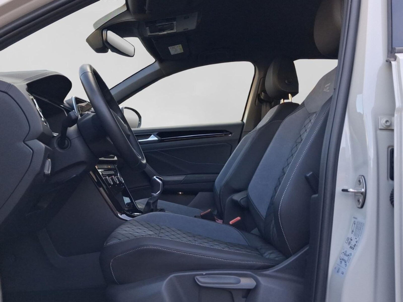 Volkswagen T-Roc – Bild 13