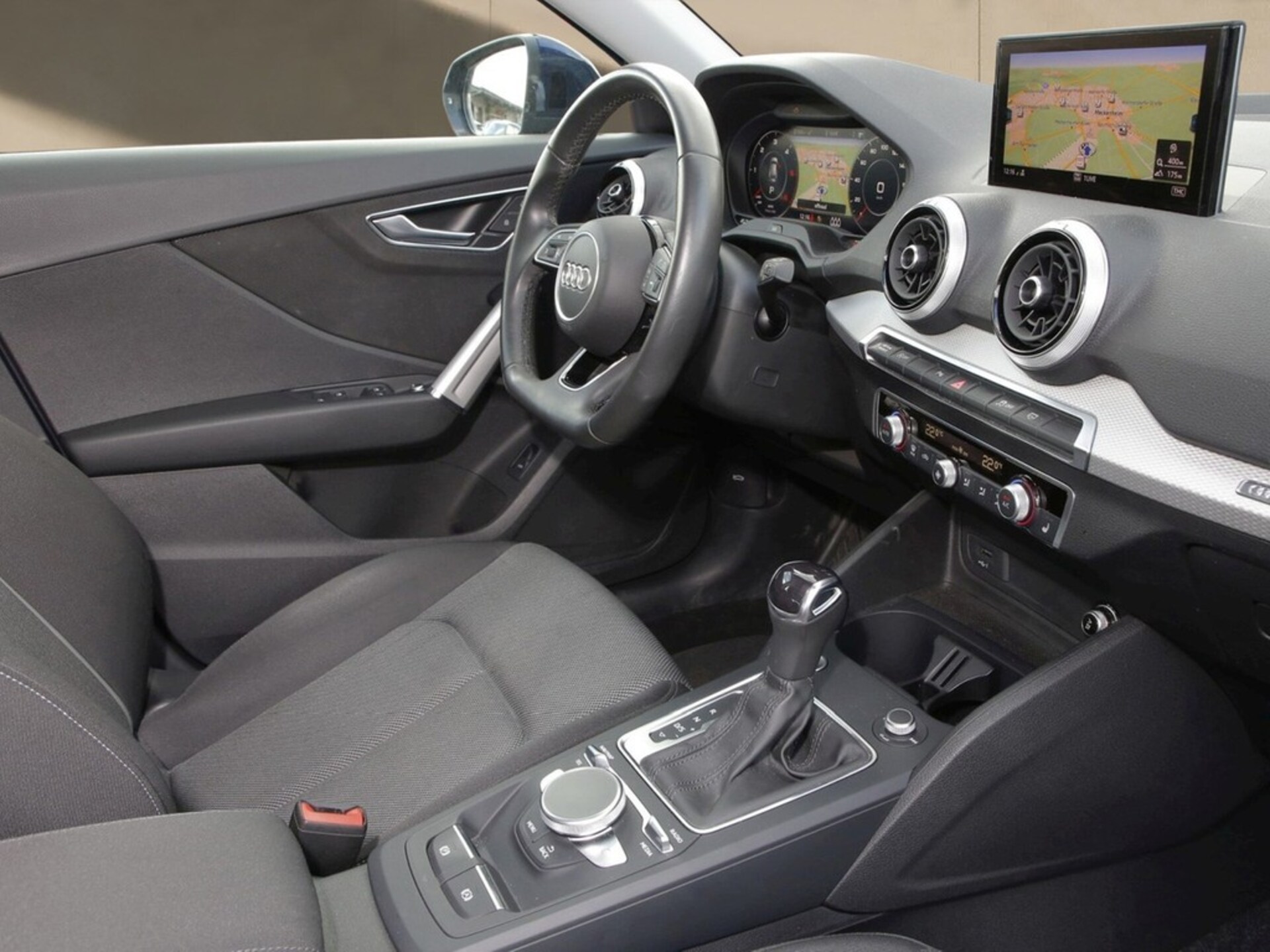 Audi Q2 S line