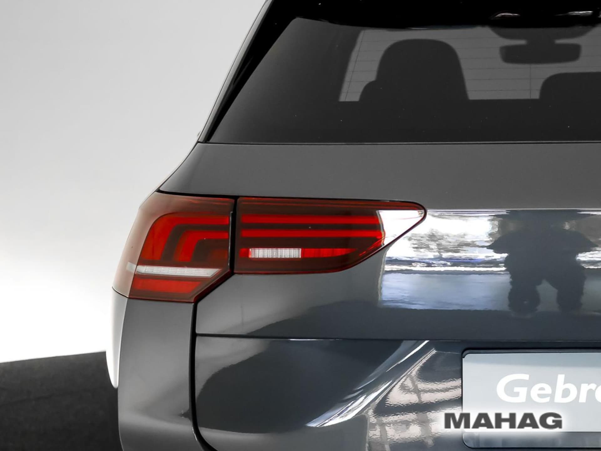 Volkswagen Golf Variant R-Line