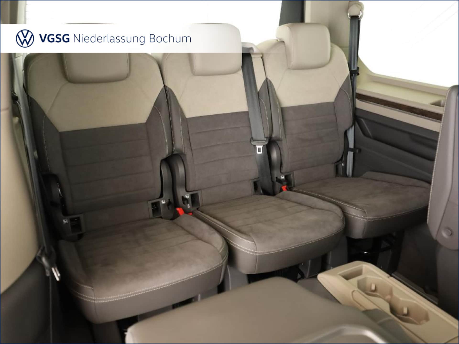 Volkswagen Multivan Style