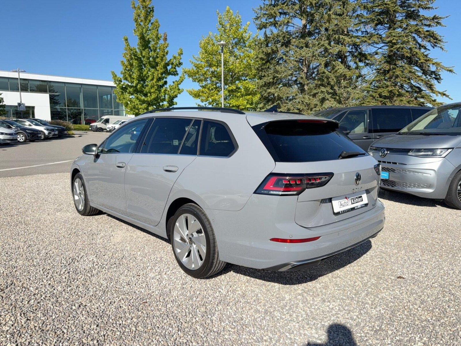 Volkswagen Golf Variant – Bild 4