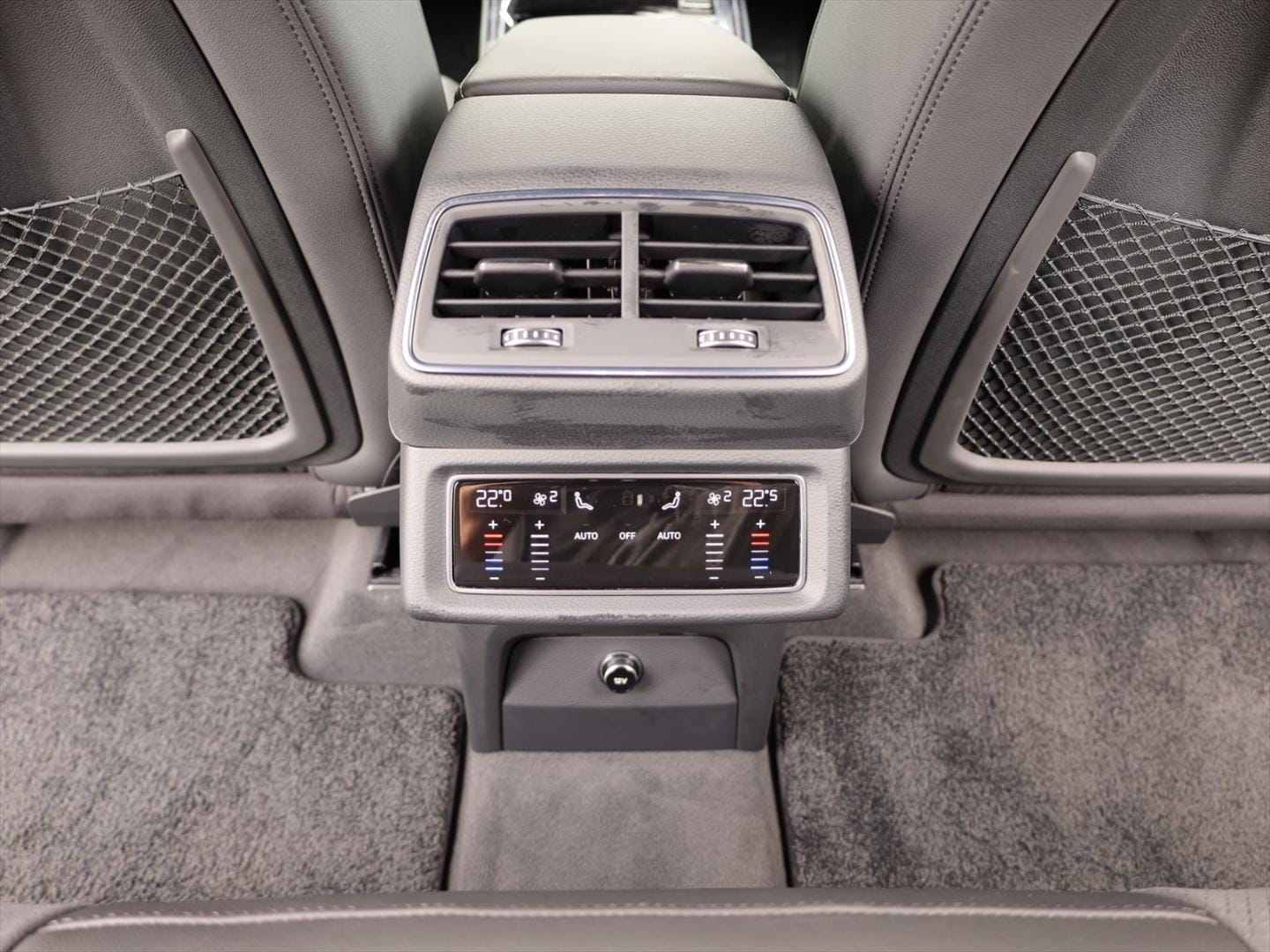 Audi e-tron 50 quattro S line 230,00 kW for more details contact your dealer