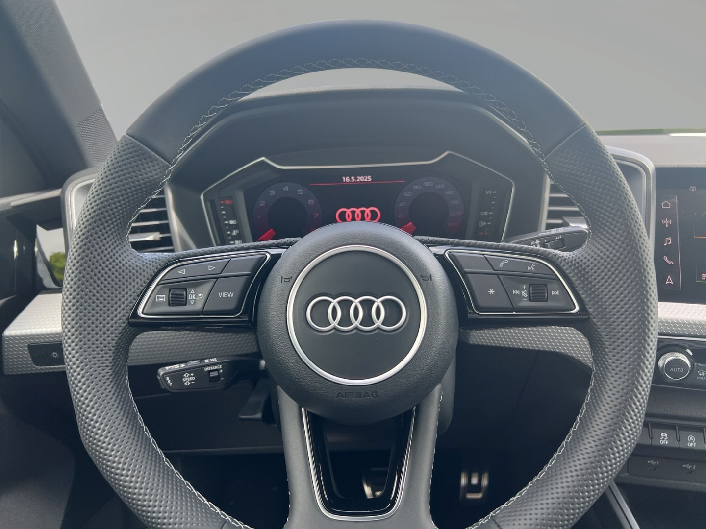 Bild über Audi A1 allstreet 35 TFSI S tronic - für weitere Informationen kontaktieren Sie den Audi Partner