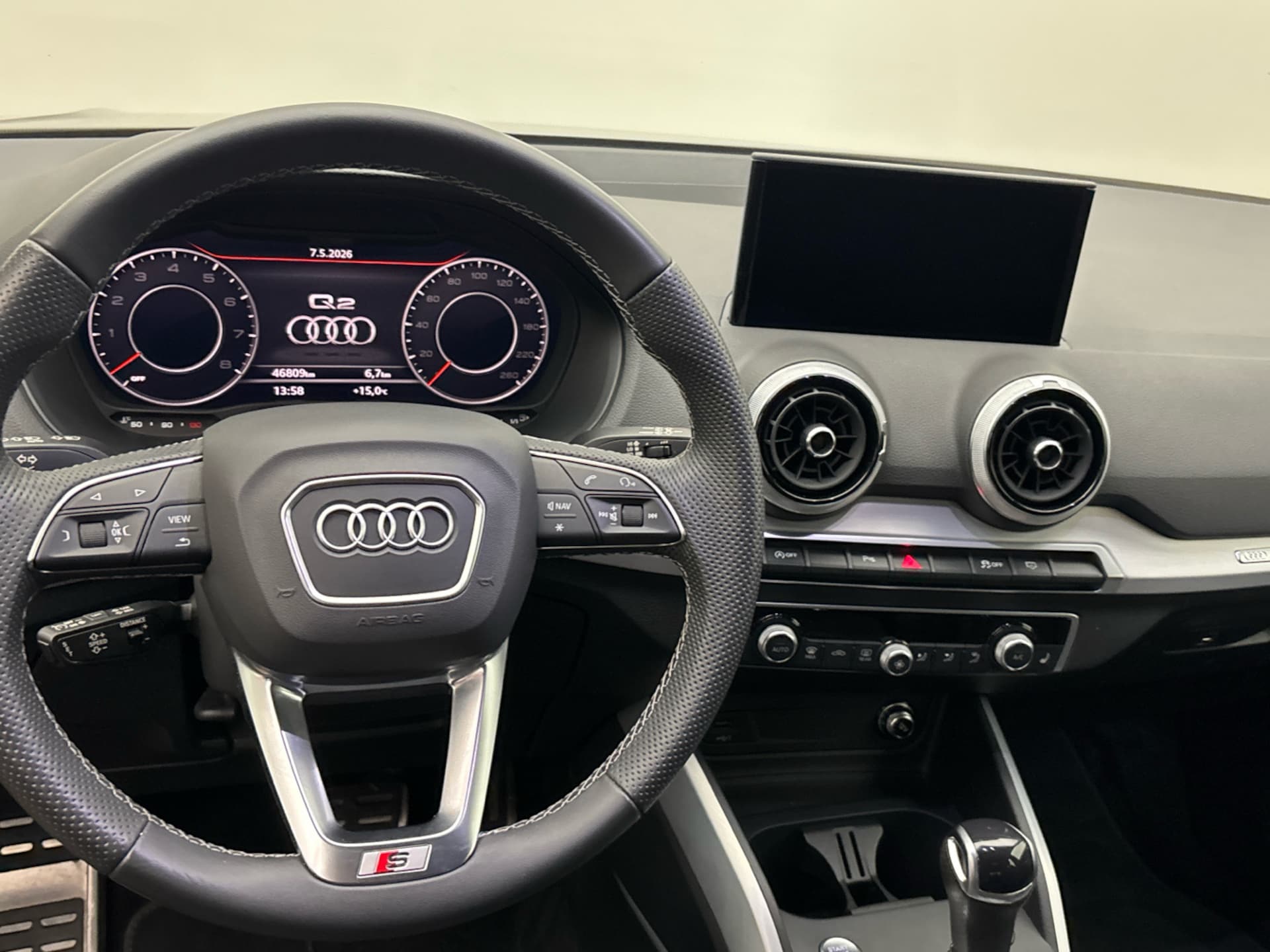 Audi Q2 S line