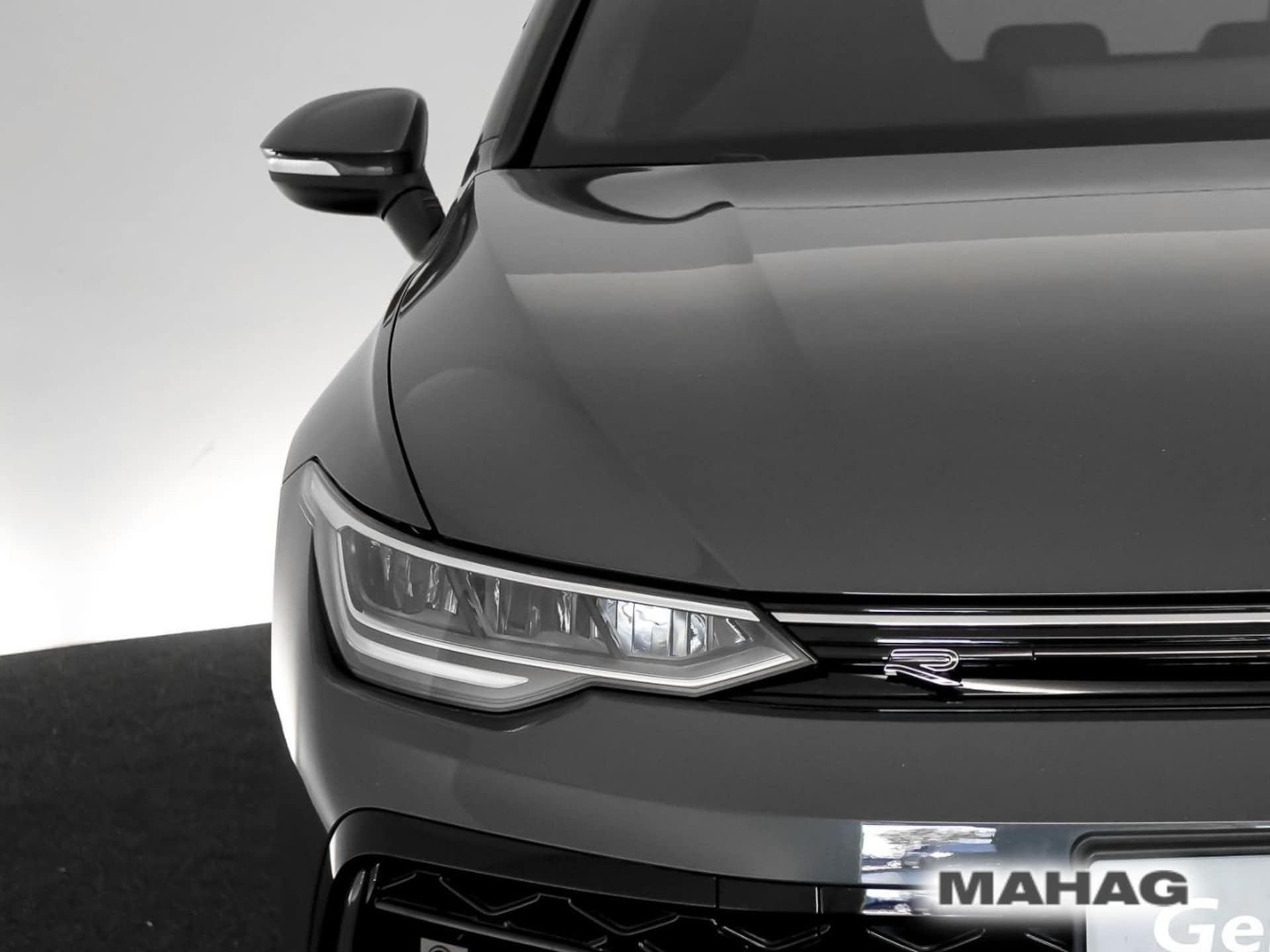 Volkswagen Golf Variant R-Line