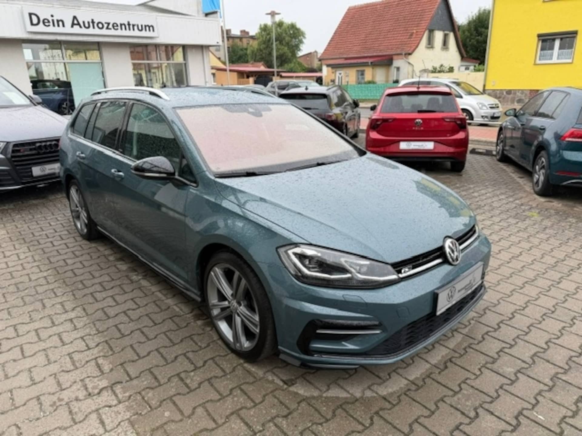 Volkswagen Golf Variant IQ.DRIVE