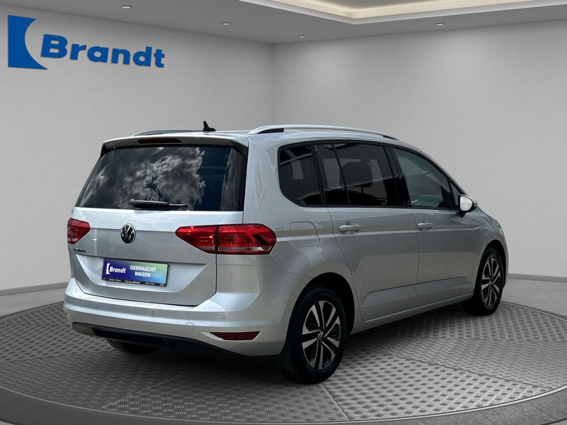 Volkswagen Touran United