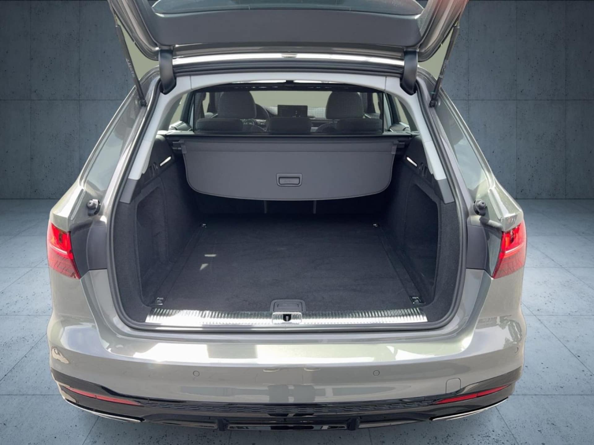 Audi A4 Avant S line