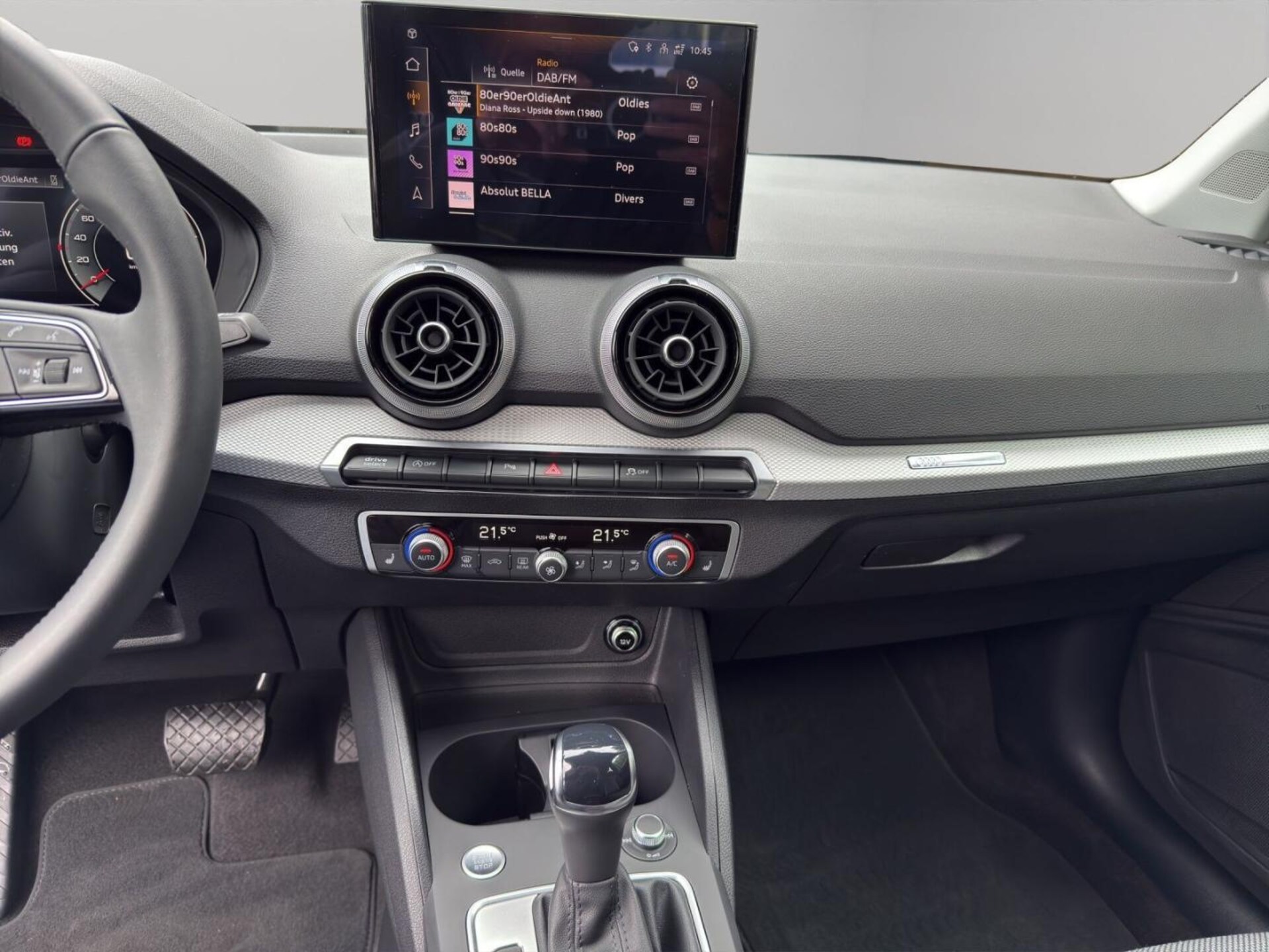 Audi Q2 S line