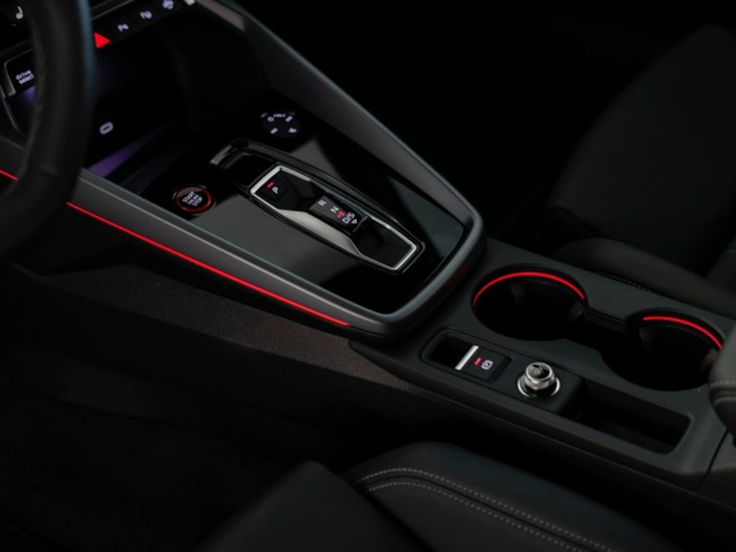 Bild über Audi S3 Sportback TFSI quattro S tronic - für weitere Informationen kontaktieren Sie den Audi Partner