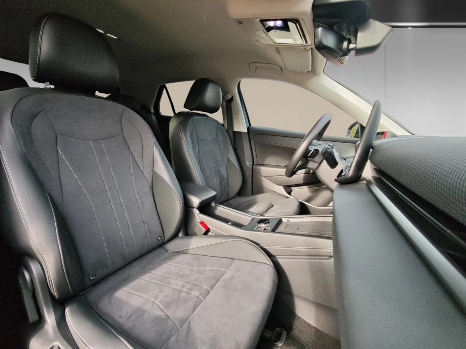 Volkswagen T-Roc – Bild 15