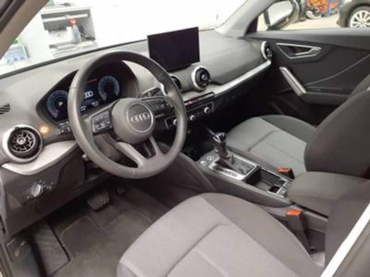 Bild über Audi Q2 advanced 35 TFSI S tronic - für weitere Informationen kontaktieren Sie den Audi Partner