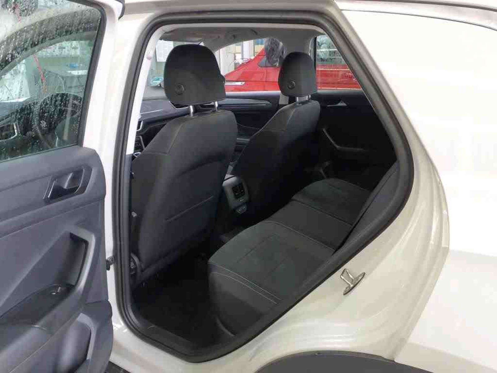 Volkswagen T-Roc – Bild 9