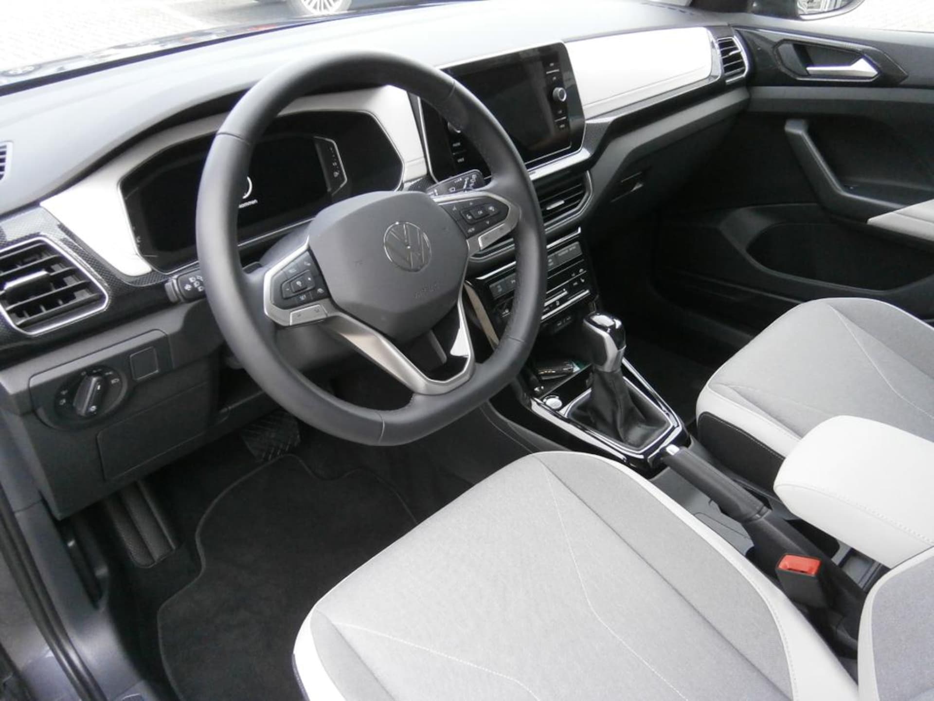 Volkswagen T-Cross Style