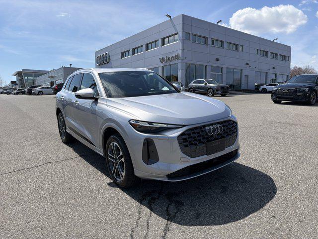 2025 Audi Q5 Premium