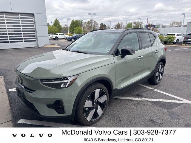 2023 Volvo XC40