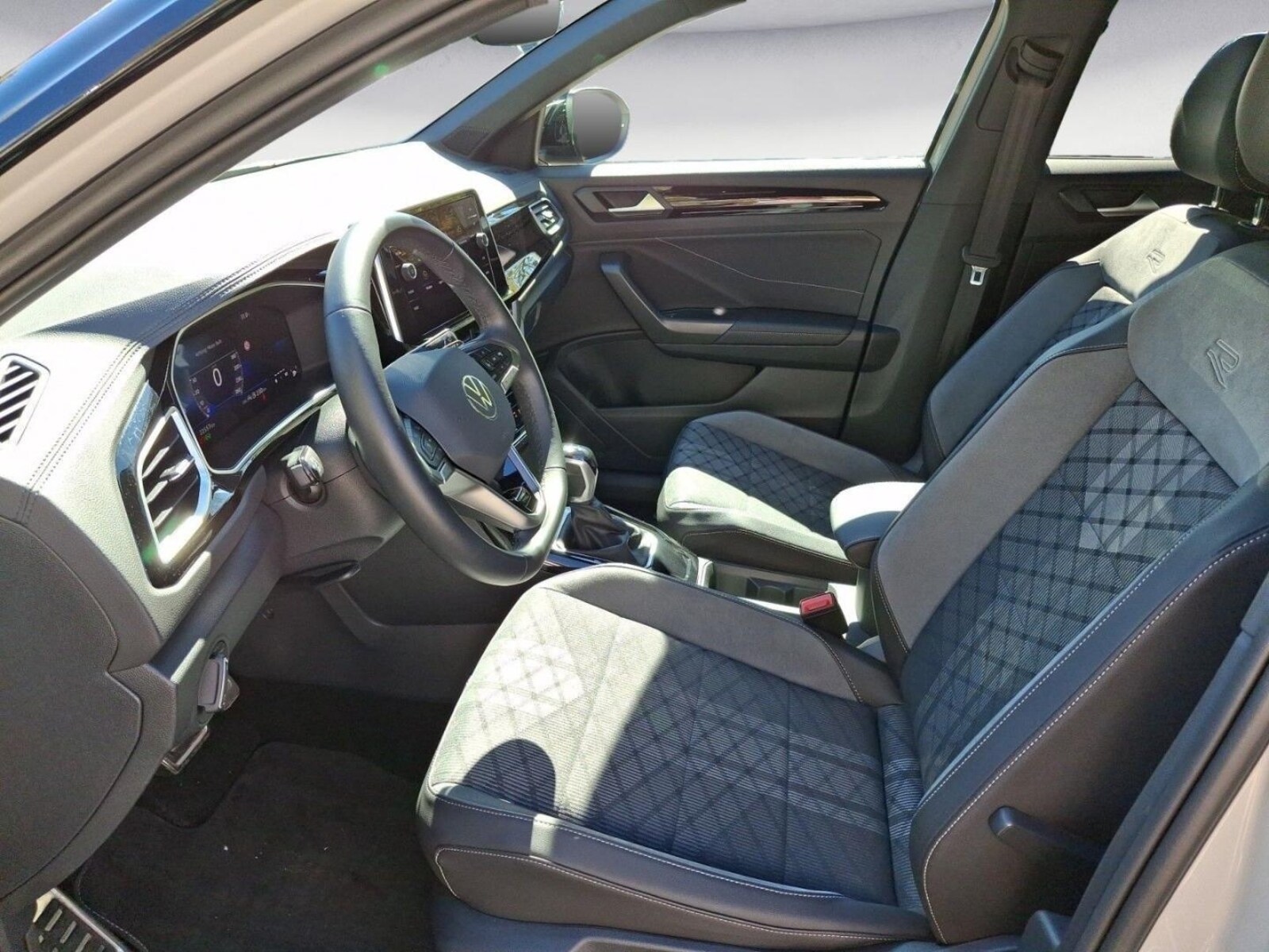 Volkswagen T-Roc – Bild 10