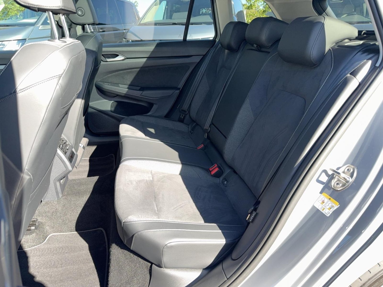 Volkswagen Golf Variant – Bild 14