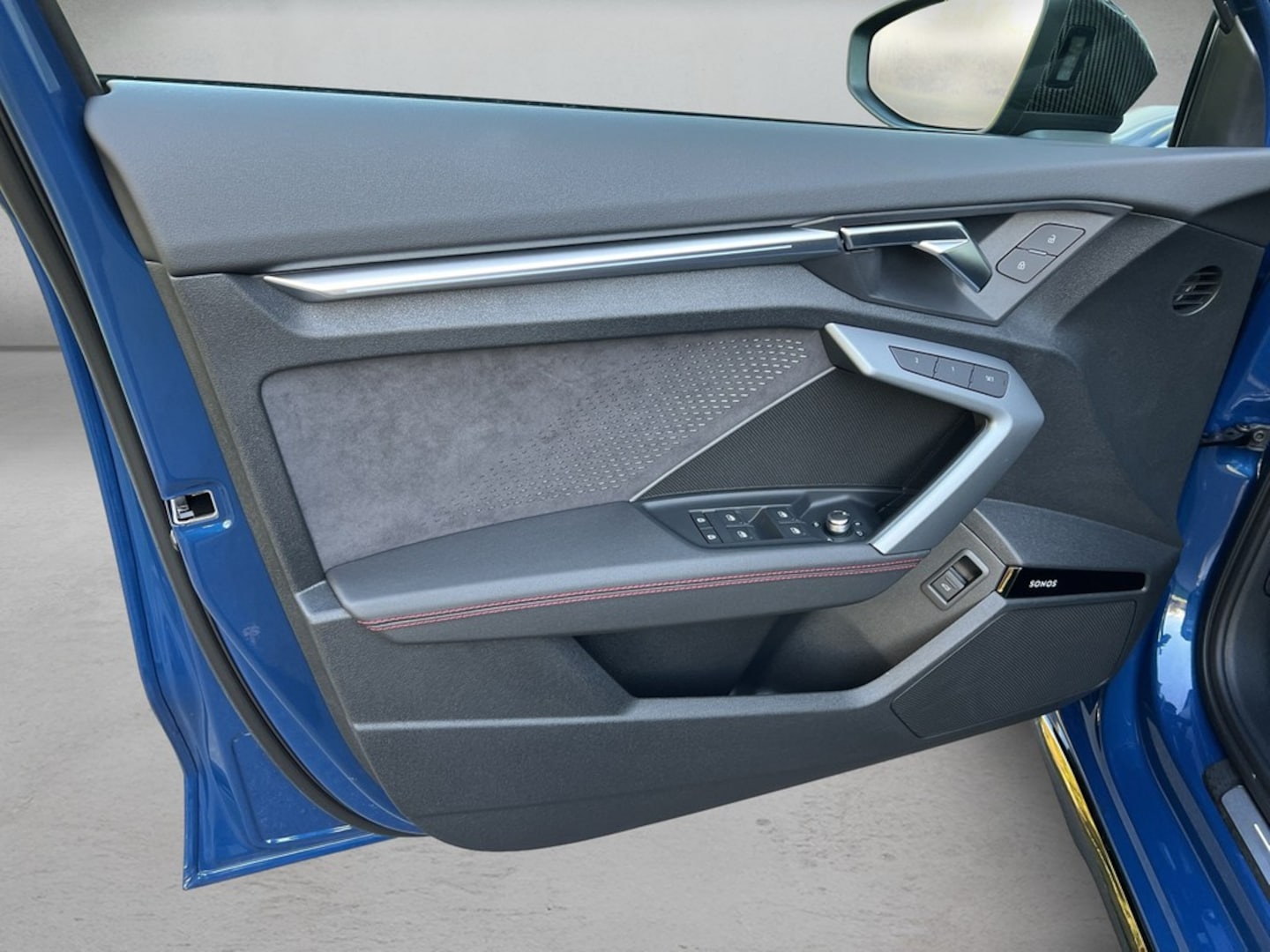 Bild über Audi S3 Sportback TFSI quattro S tronic - für weitere Informationen kontaktieren Sie den Audi Partner