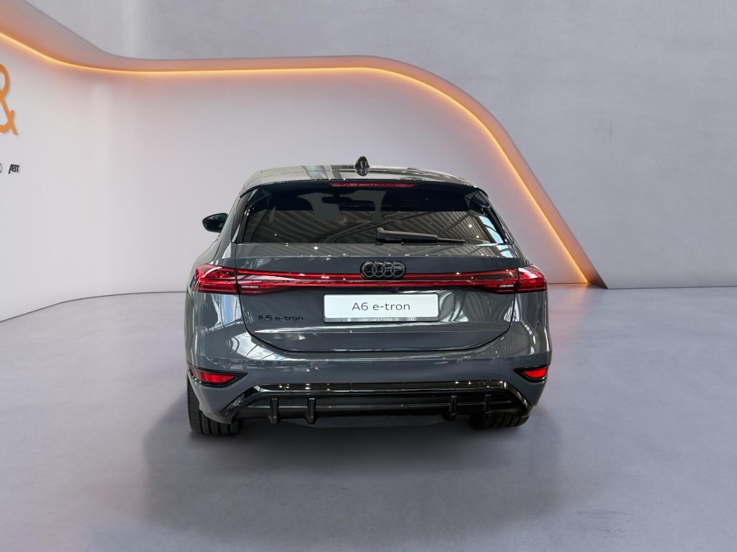 Bild über Audi A6 Avant e-tron S line business e-tron performance 270 kW - für weitere Informationen kontaktieren Sie den Audi Partner