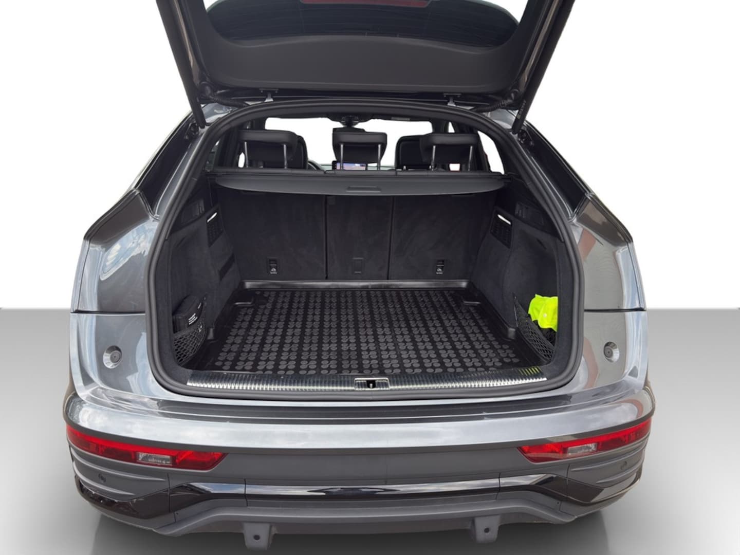 Bild über Audi Q5 Sportback 45 TFSI quattro S tronic - für weitere Informationen kontaktieren Sie den Audi Partner