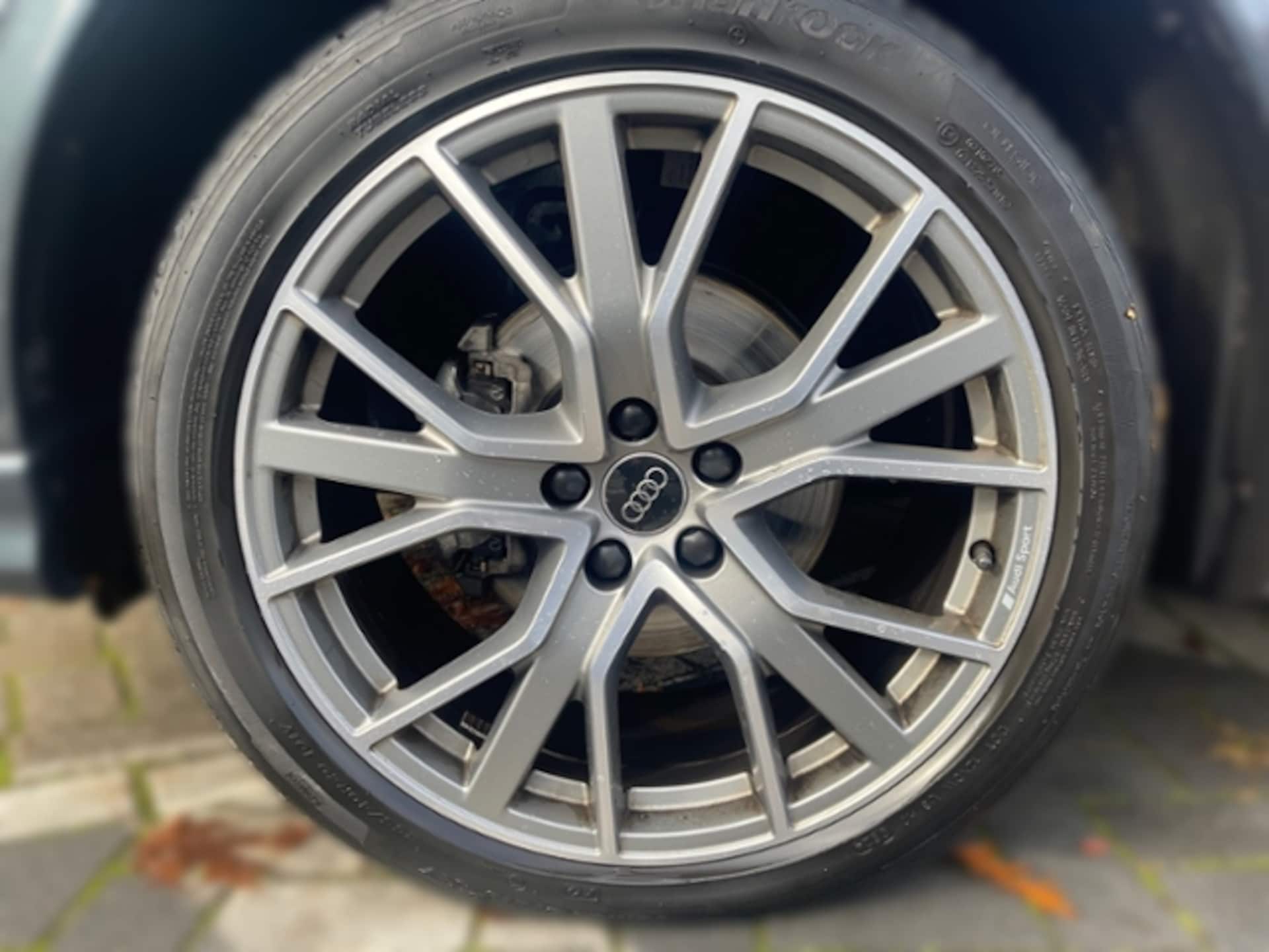 Audi Q3 Sportback S line