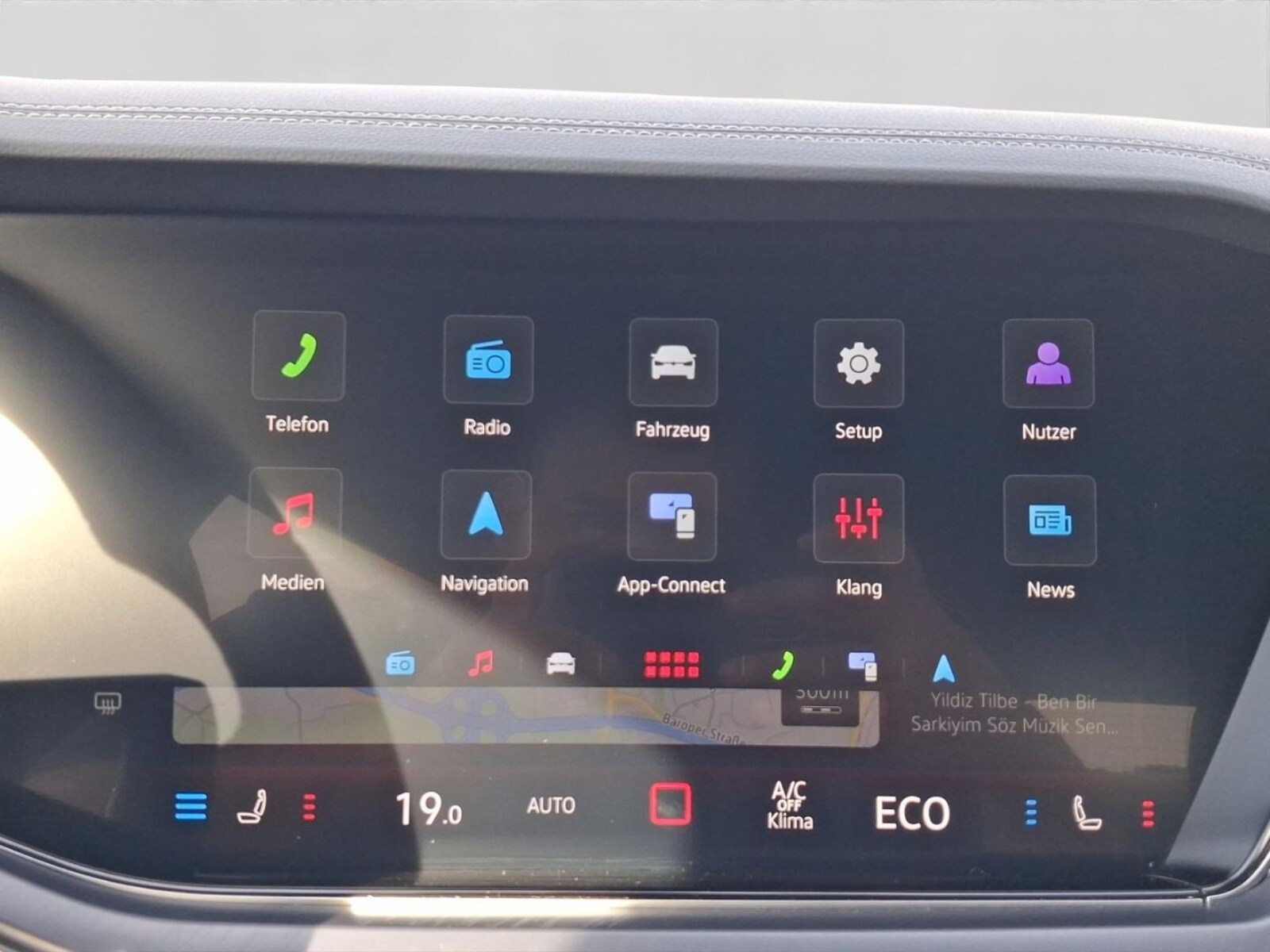 Volkswagen Touareg – Bild 12