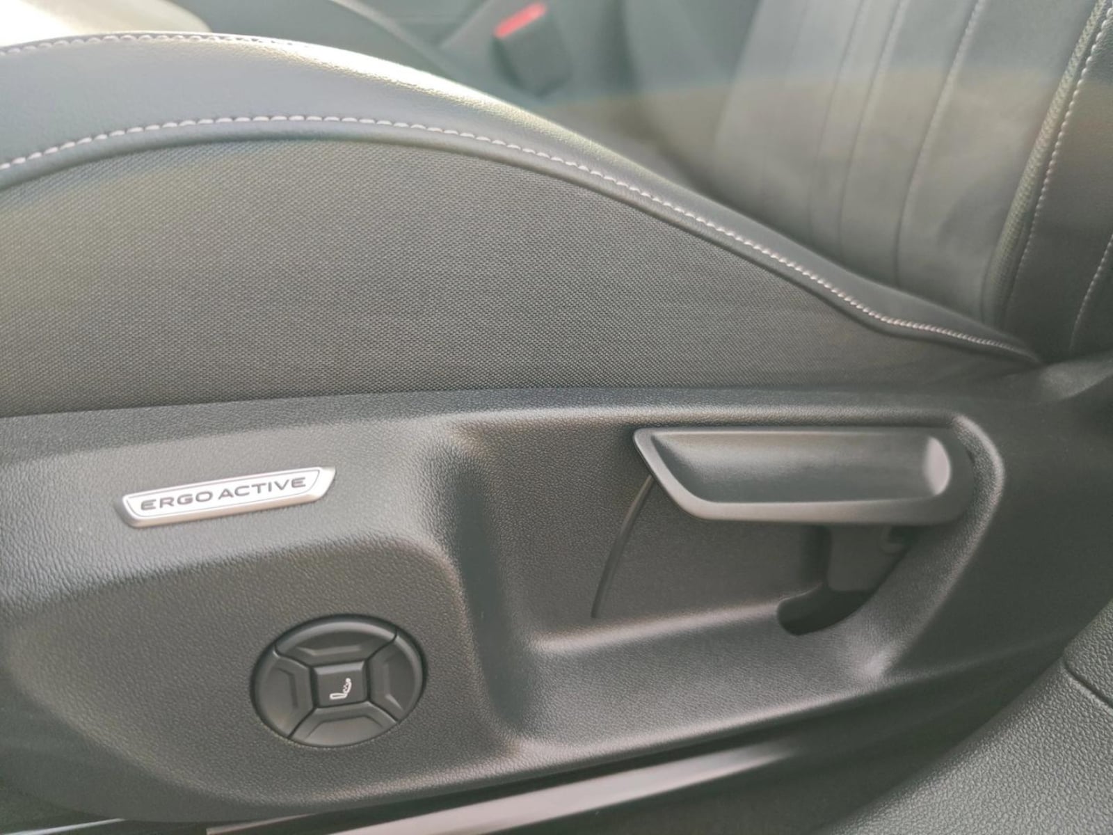 Volkswagen T-Roc – Bild 19
