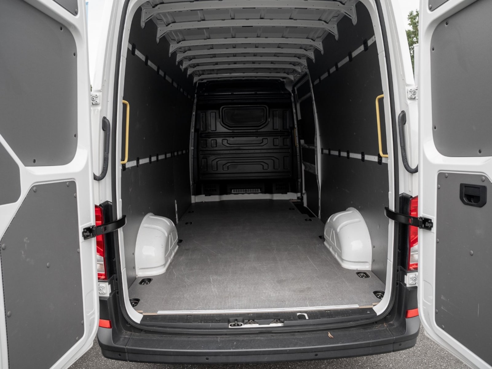 Volkswagen Crafter Kasten langer Radstand – Bild 25