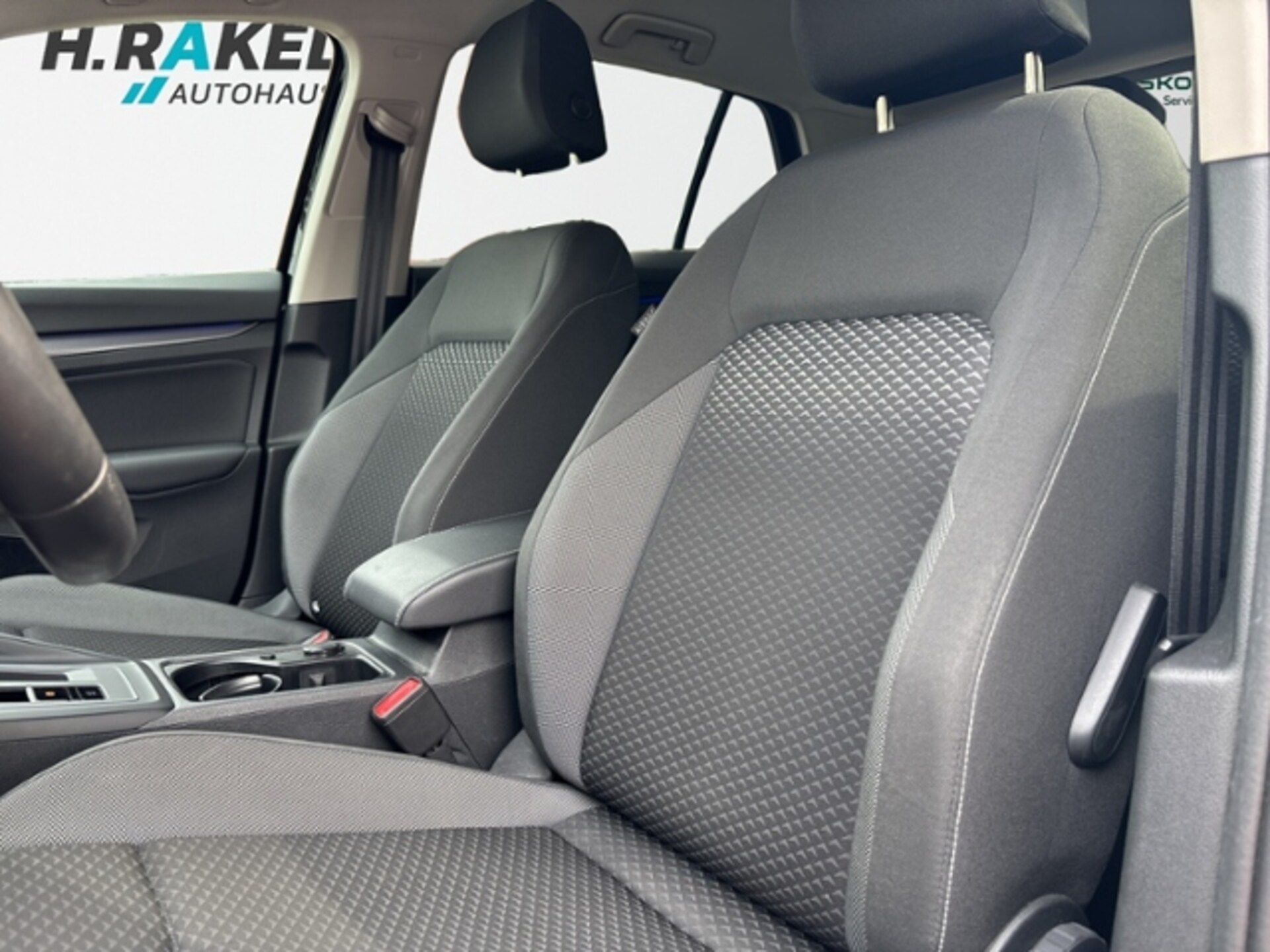 Volkswagen Golf Active