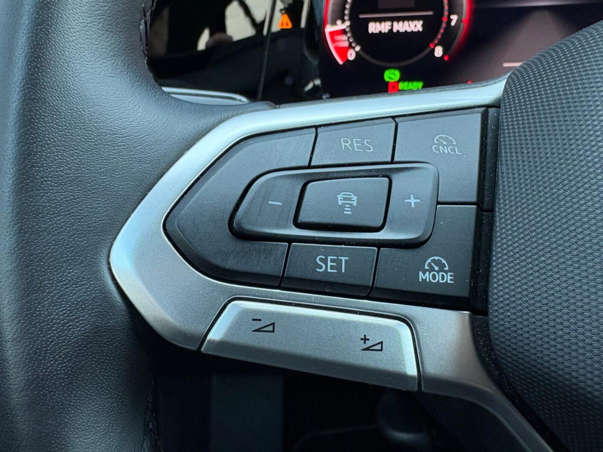 Volkswagen Golf Variant Life