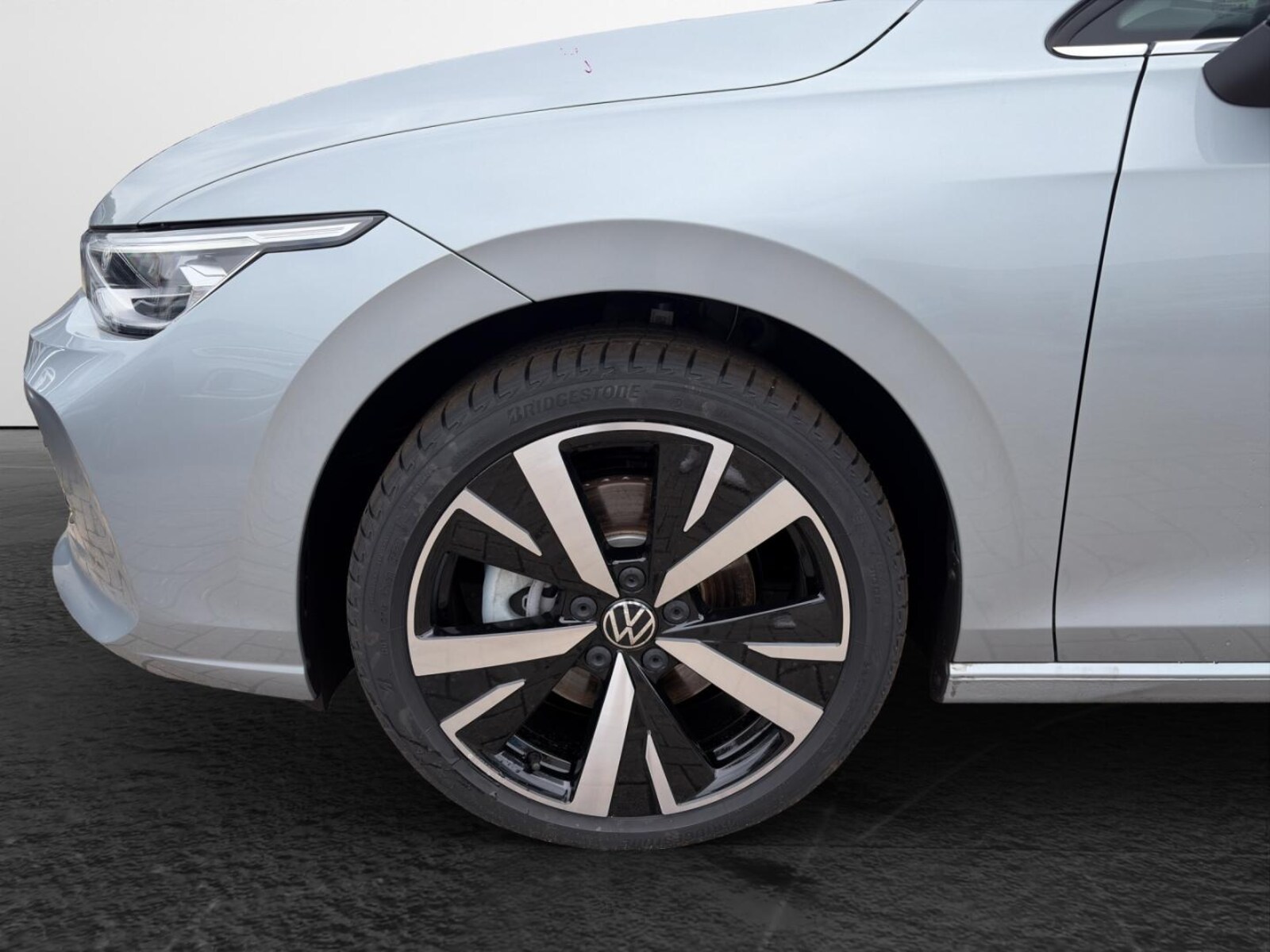Volkswagen Golf Variant – Bild 6