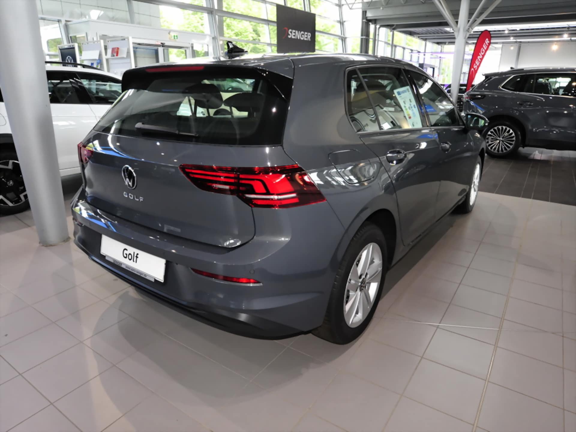 Volkswagen Golf Life