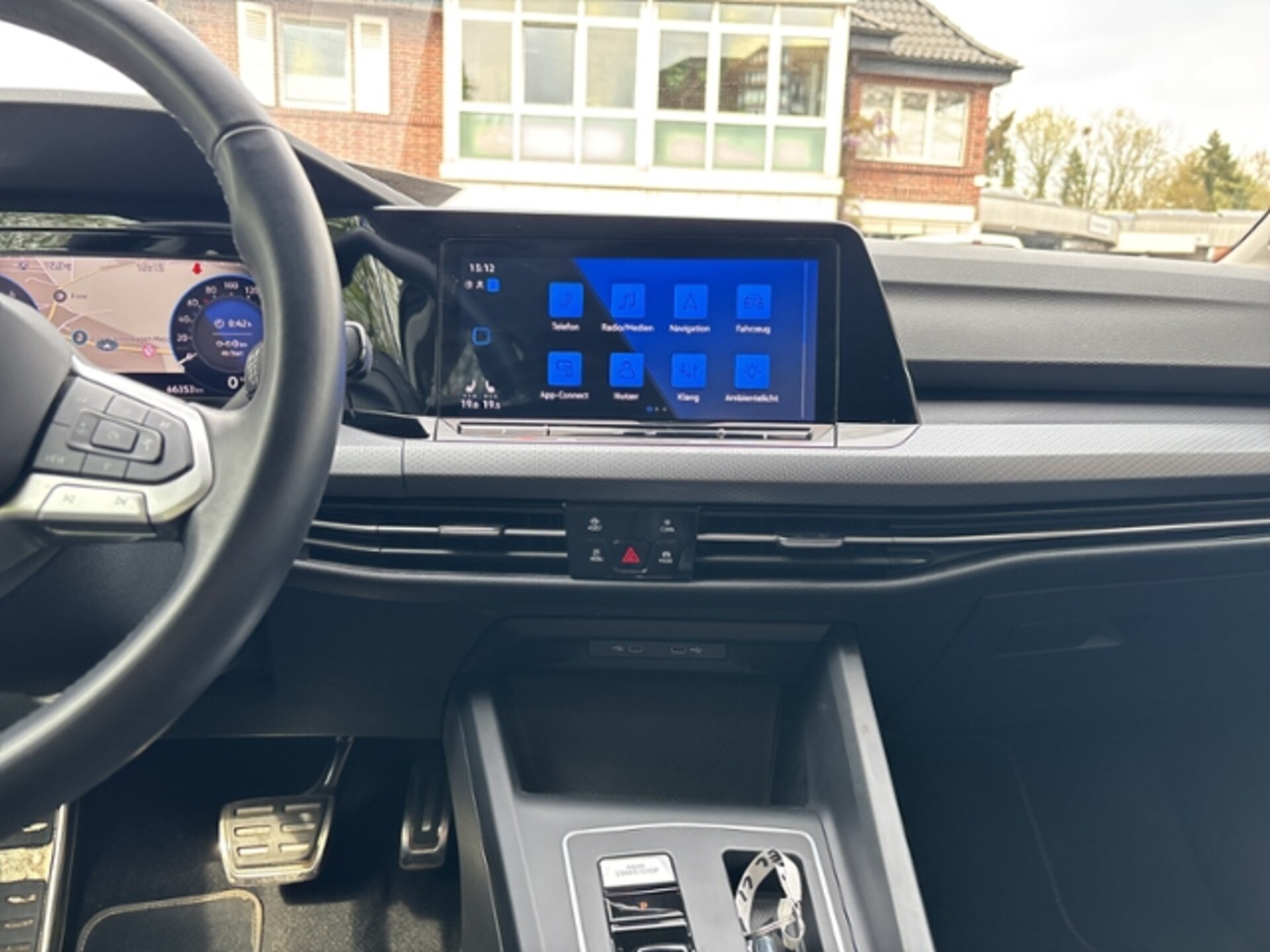 Volkswagen Golf Active