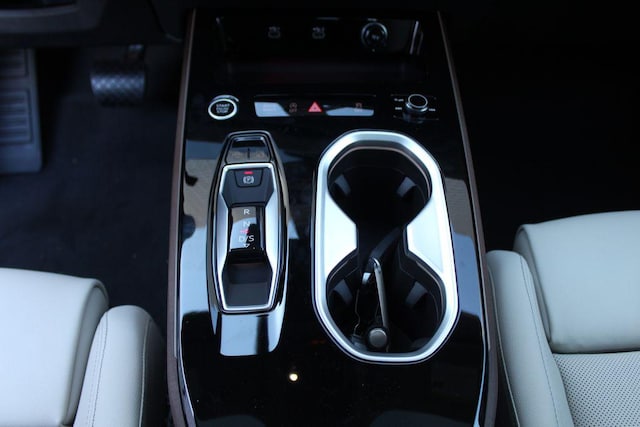 2026 Audi A6 Premium Plus - Photo 11