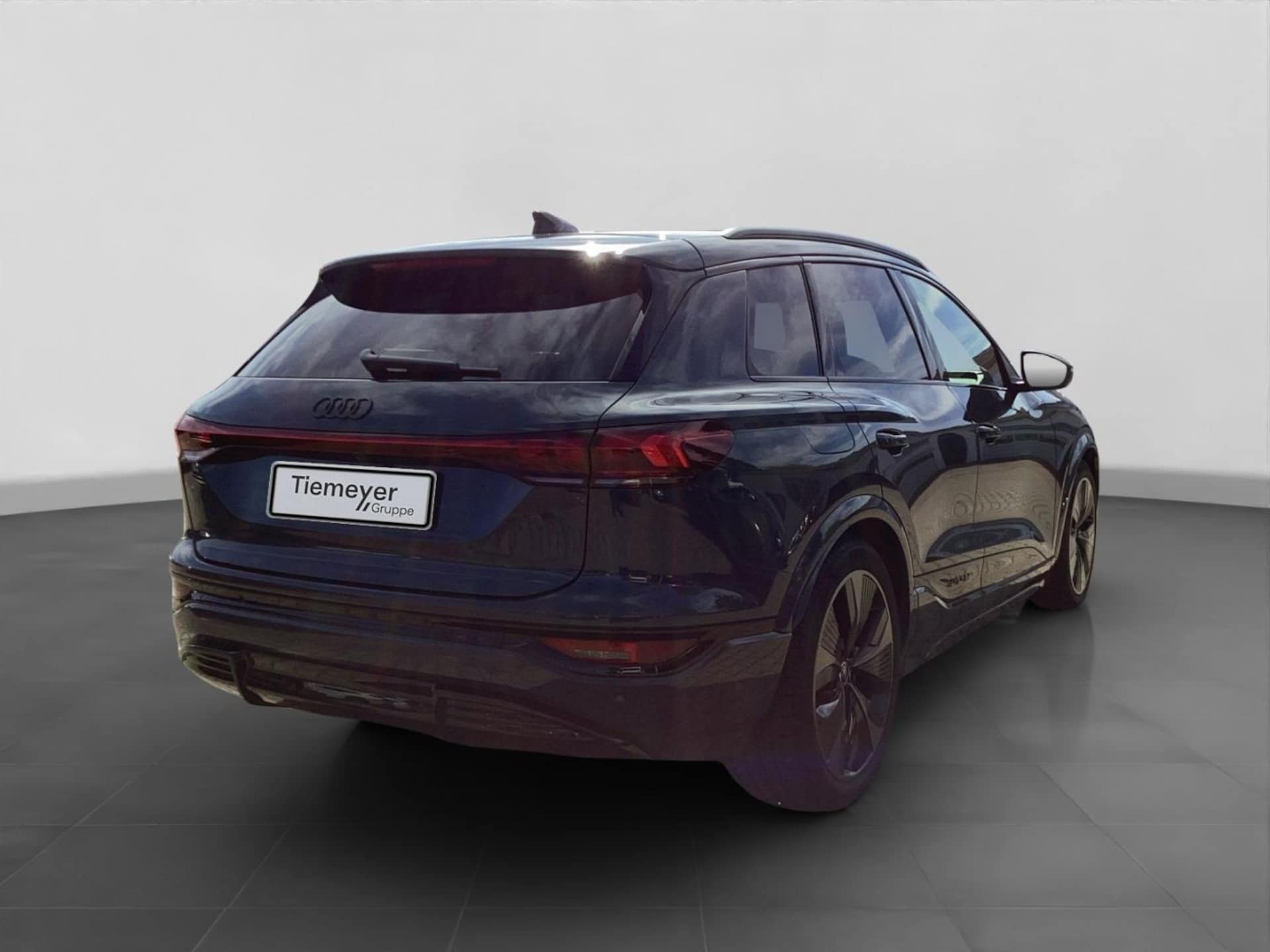 Audi Q6 SUV e-tron