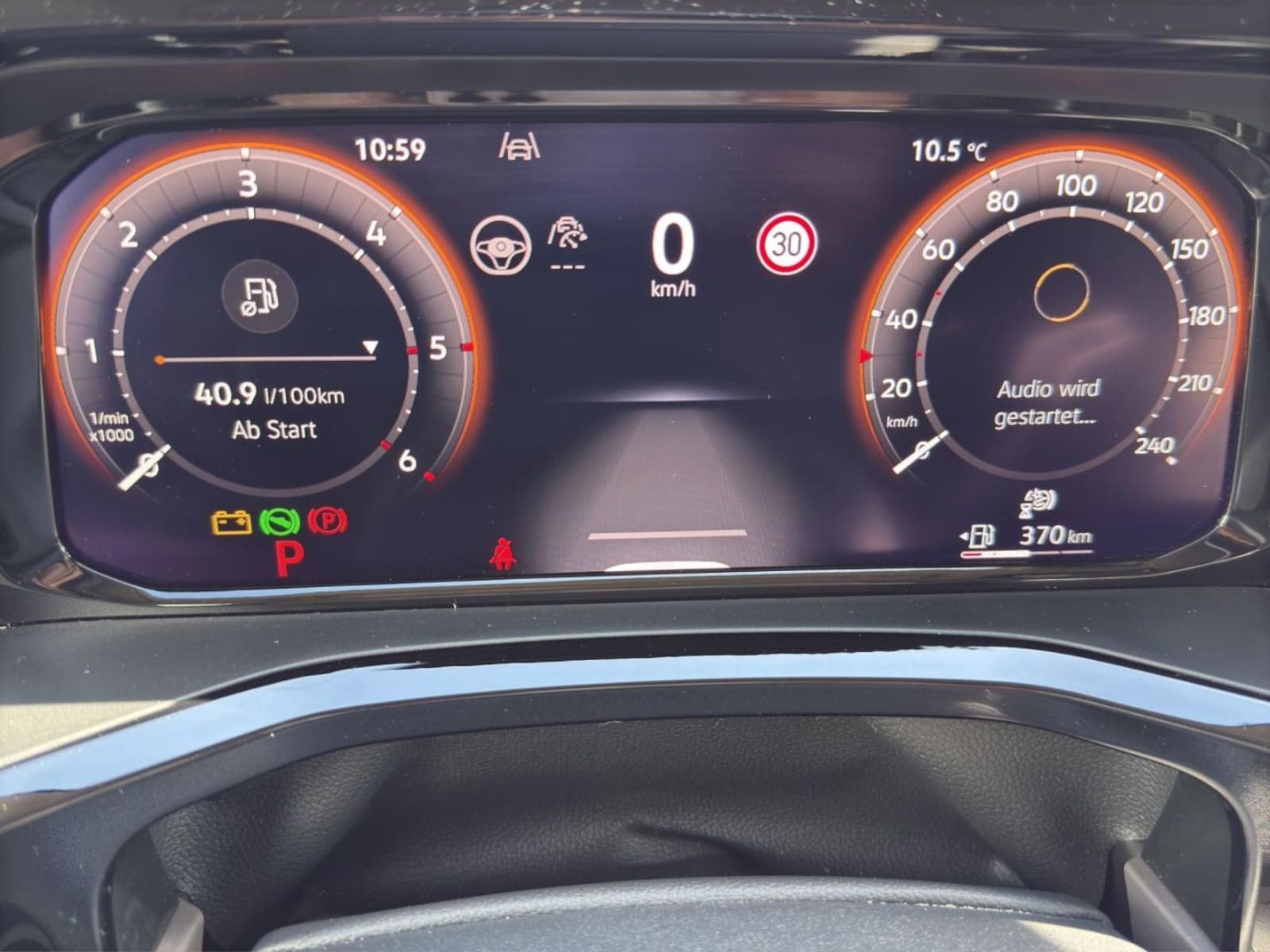 Volkswagen Multivan Langversion – Bild 10
