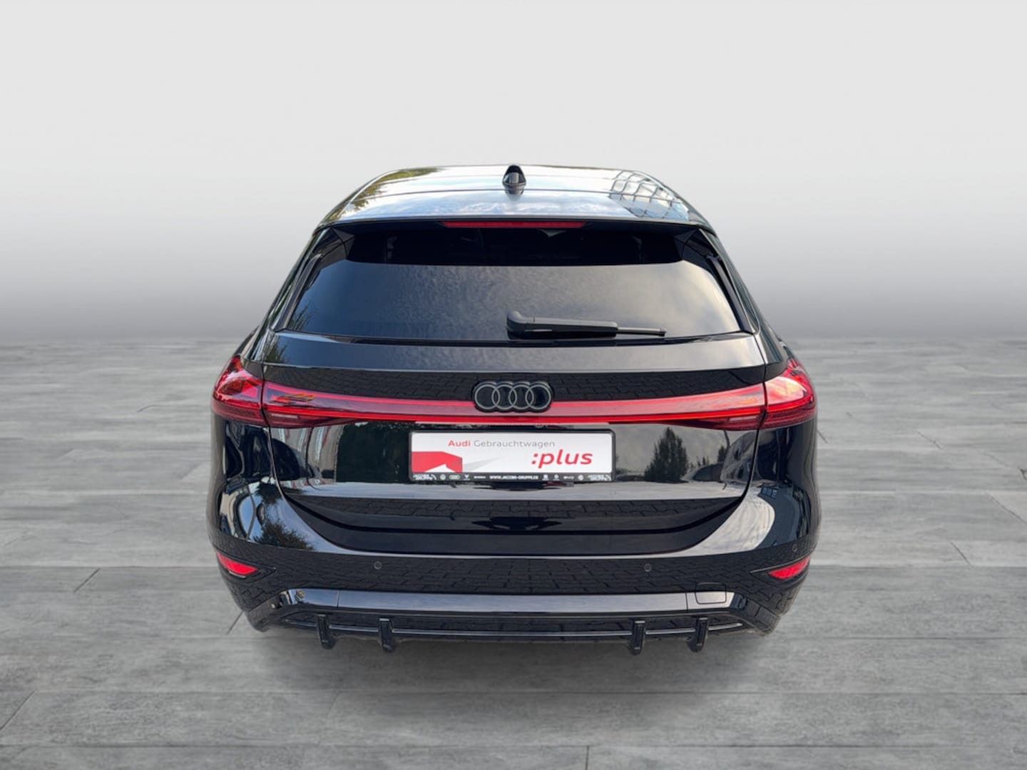 Bild über Audi S6 Avant e-tron e-tron quattro - für weitere Informationen kontaktieren Sie den Audi Partner