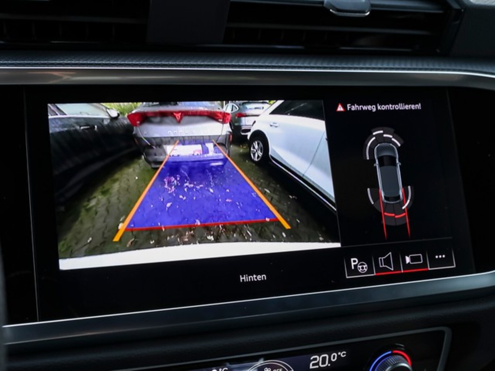 Audi Q3 Sportback – Bild 15